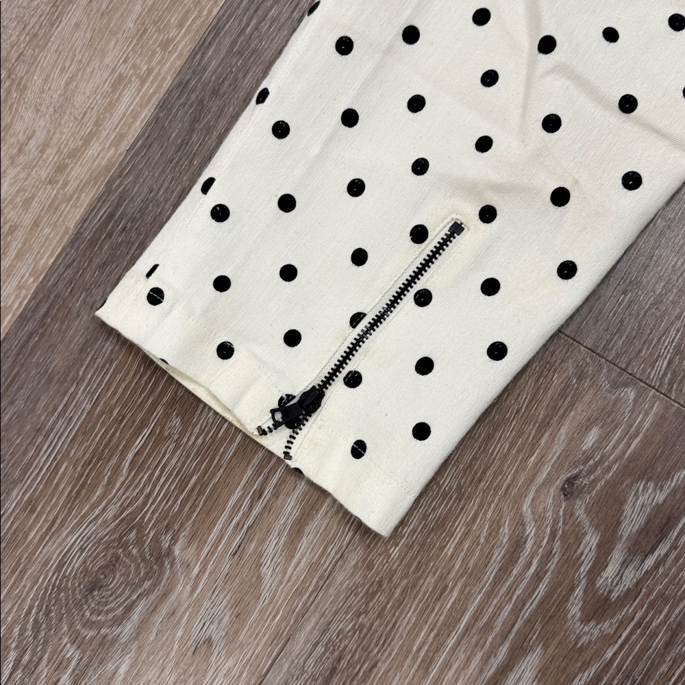 Alice + Olivia Cream and Black Polka Dot set - Picture 9 of 9